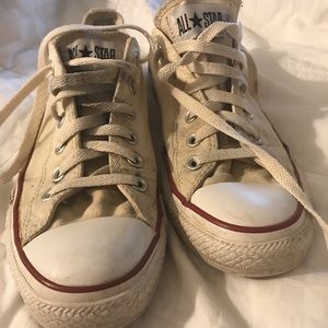 Converse men’s 6.5 side tread gently worn.